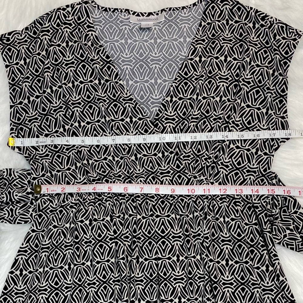 NWOT Motherhood Maternity Black & White Pattern Print Asymmetrical Maxi Dress - Picture 7 of 10